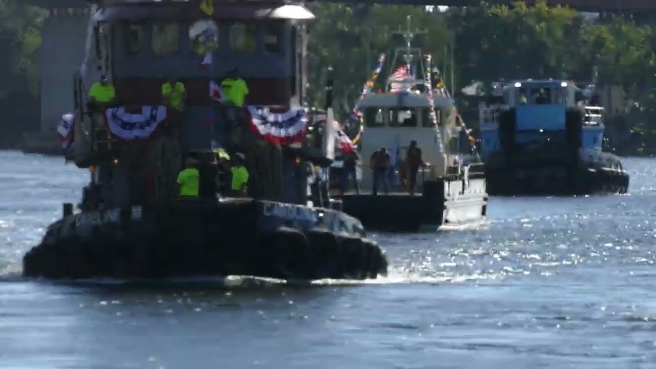 Tugboat parade to Waterford