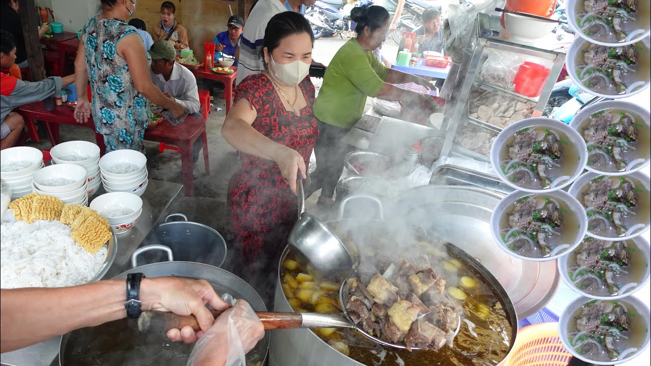 Đông khủng khiếp quán phở 20k còn sót lại của Sài Gòn chấp nhận lời ít để bán được số lượng nhiều