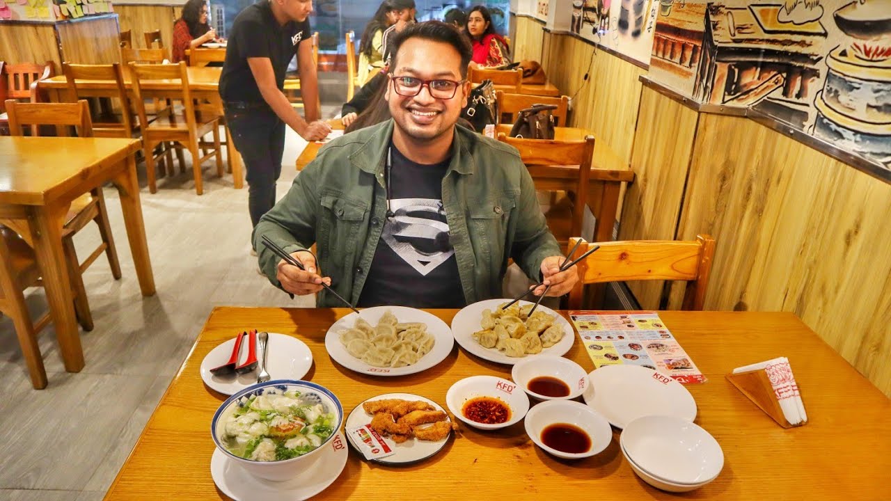 চপস্টিক ধরতে গিয়া আমার ঘাম ছুইটা গেছে - KFD - Kungfu Dumplings - Best Momo in Dhaka???