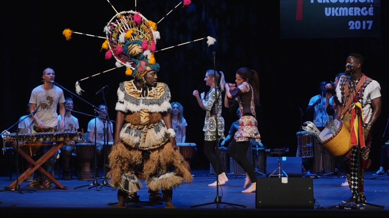Africa Night 2017 Babara Bangoura kartu su perkusijos studija 