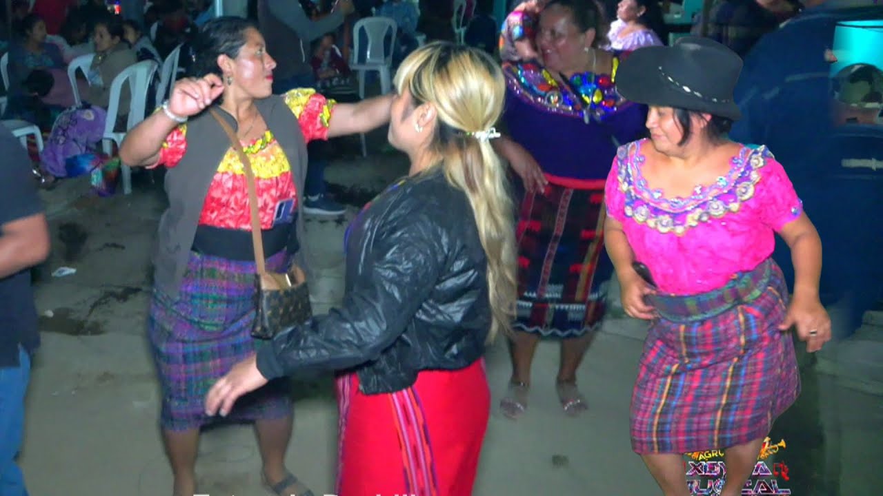 Por un amor tomo Aguardiente - Xoyita Musical desde Estancia Pachilip Joyabaj