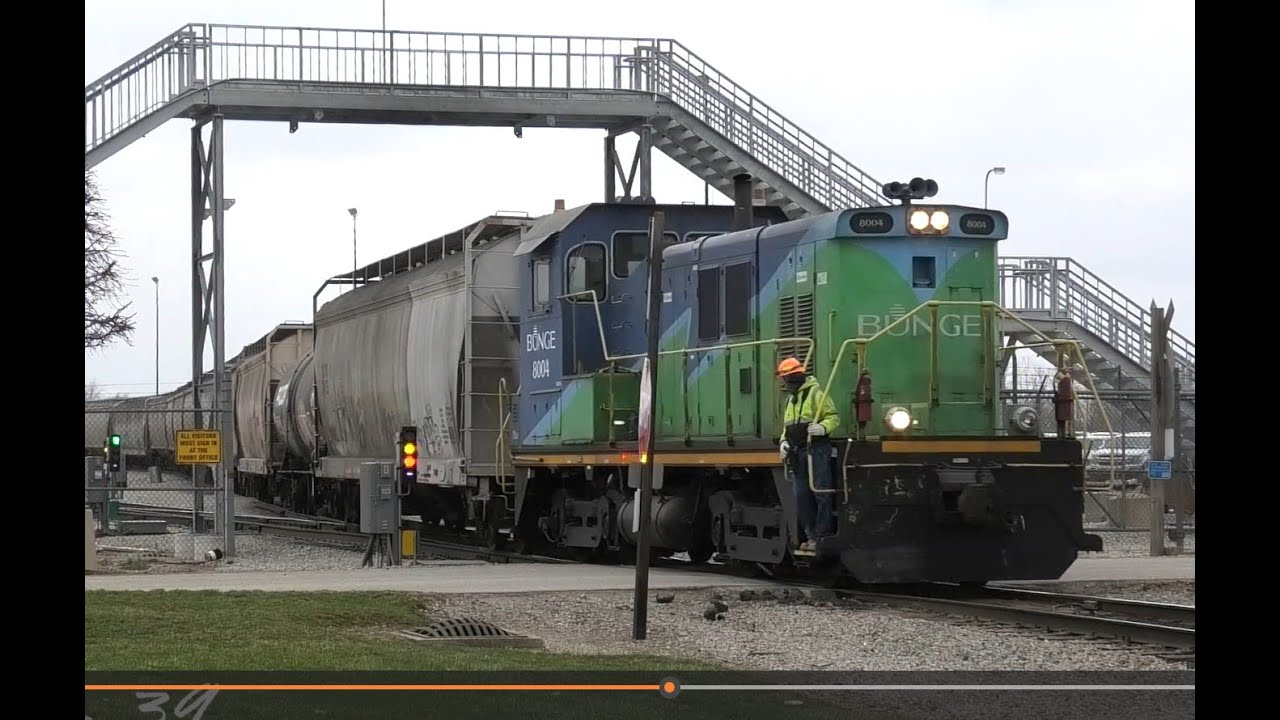 Watching the Remote Control Switcher #8004  at Bunge in Morristown Indiana Switching