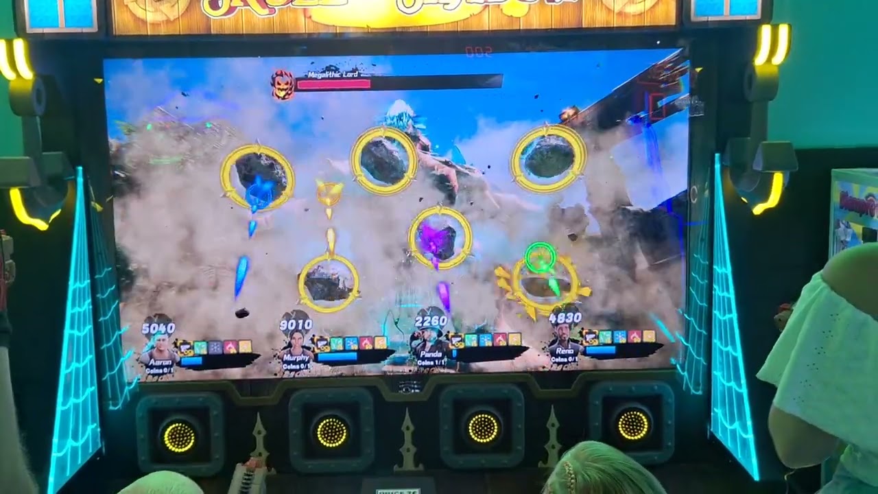 SKULL OF SHADOW,a 4 players dando ellos tiros como sino hubiese un mañana en los salones recreativos