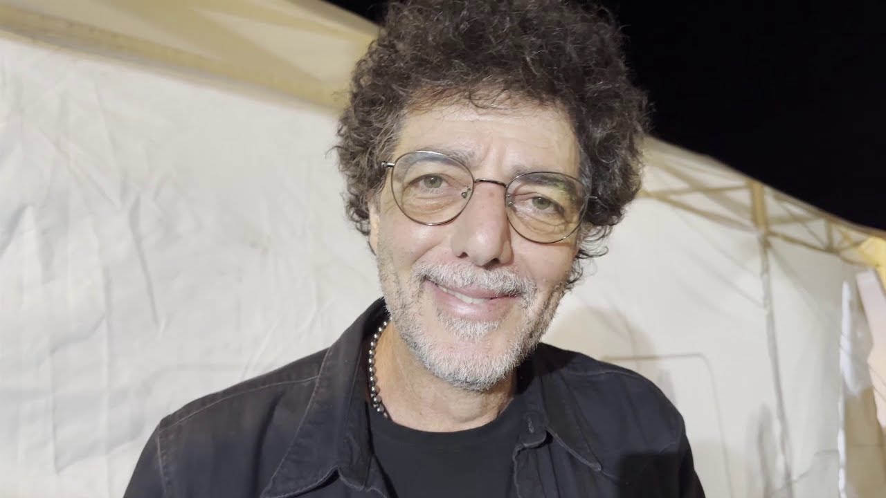Max Gazz&egrave; e la Calabria Orchestra incantano Nicosia. Tra pioggia, musica ed emozioni senza fine