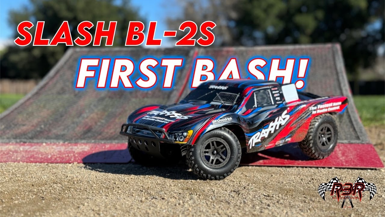 Traxxas SLASH 4X4 BL-2S | Speed Test & First BASH!