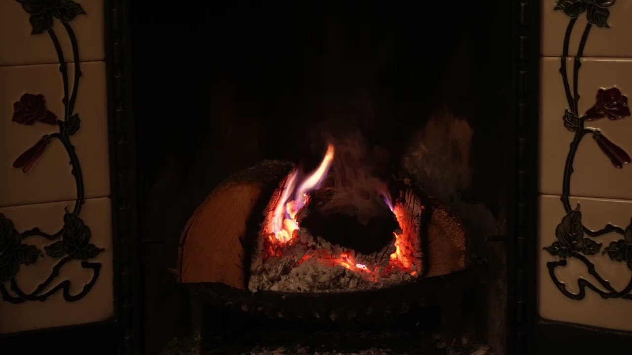 FIREPLACE 4k - with crackling and gentle wind sounds