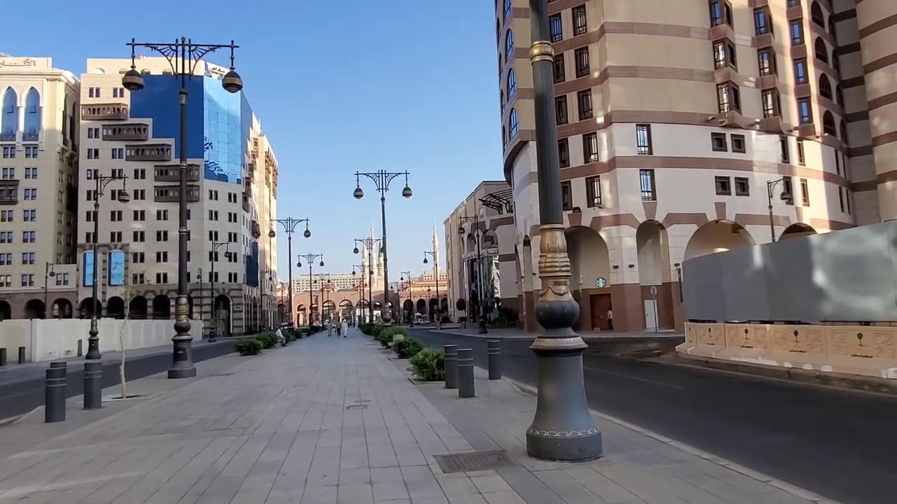 السير باتجاه المسجد النبوي الشريف من سوق ومسجد بلال في قربان