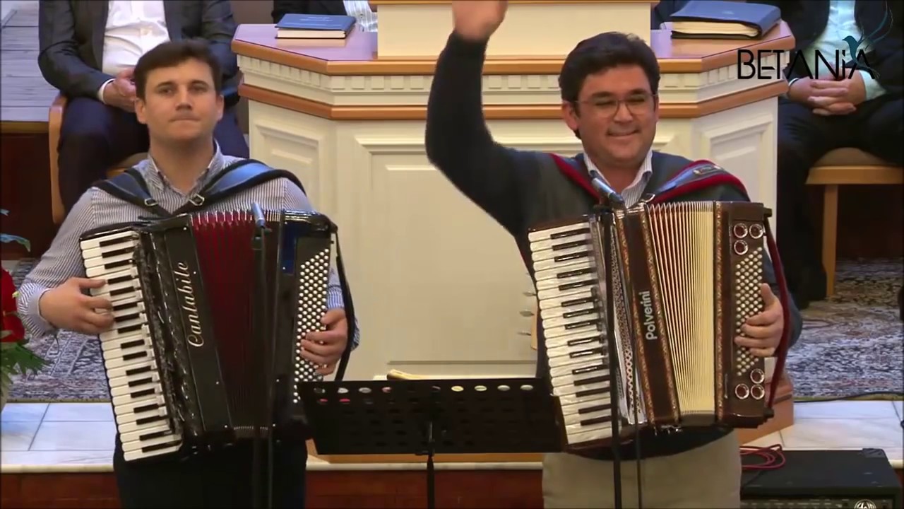 Beni Cibu & Filip Hăprian - Îmi plec genunchii înaintea Ta