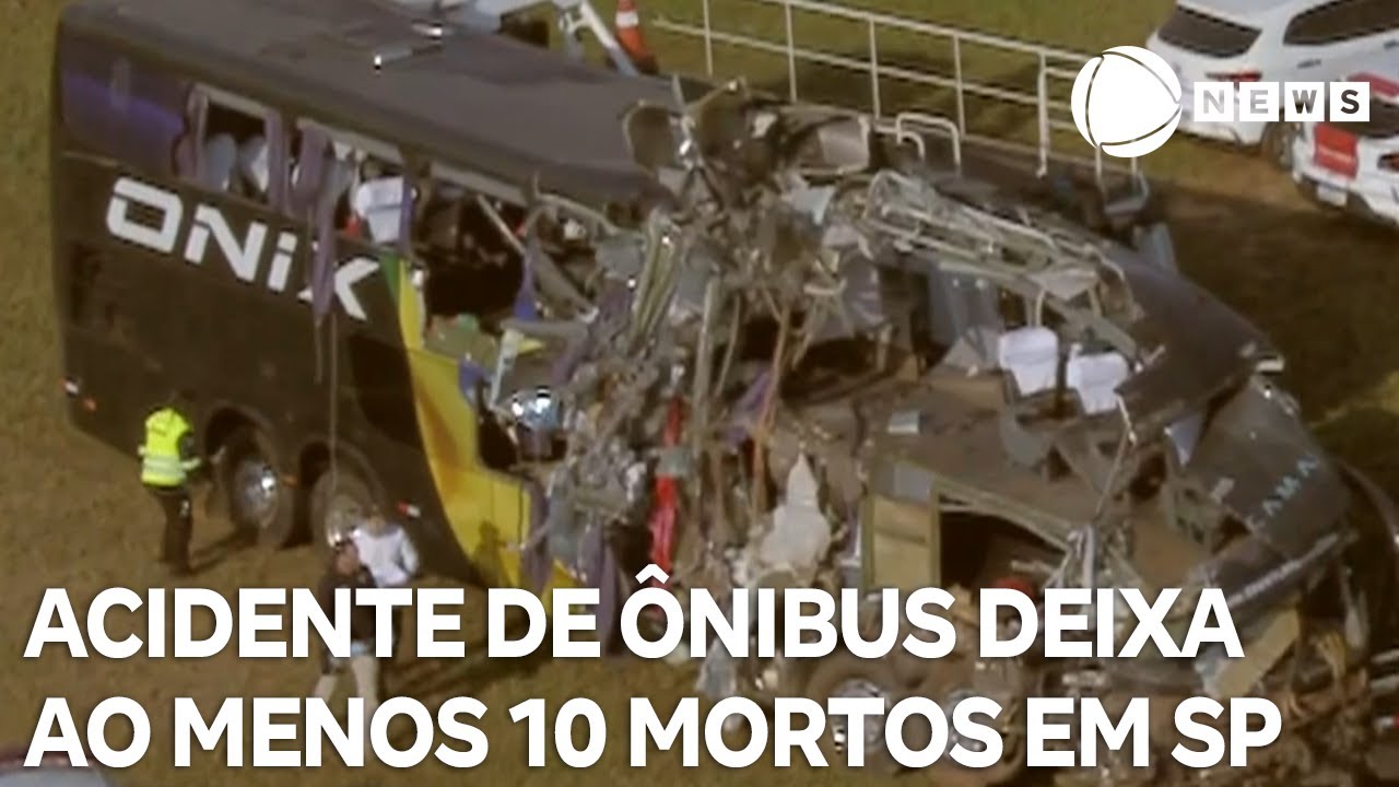 Acidente de ônibus deixa ao menos 10 mortos em rodovia de SP