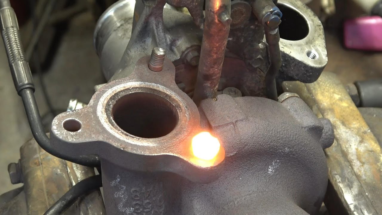 SNNC 561 P1  Detail Plasma Cutting . Broken Turbo Stud Extraction .