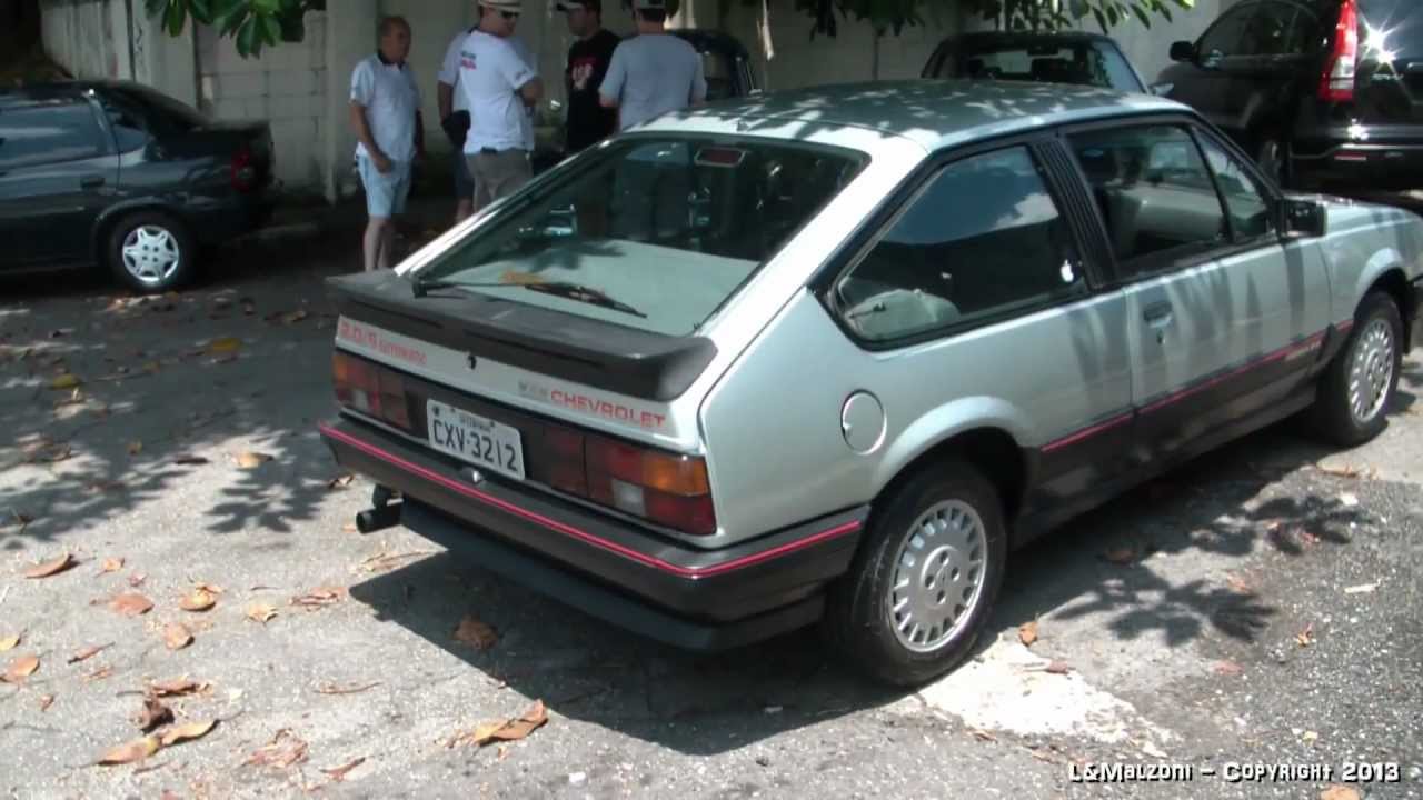 Vídeo de um Monza S/R 1989 venezuelano automático