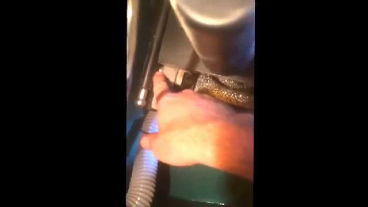 Grizzly G1023RL table saw blade wobble when raising FIX