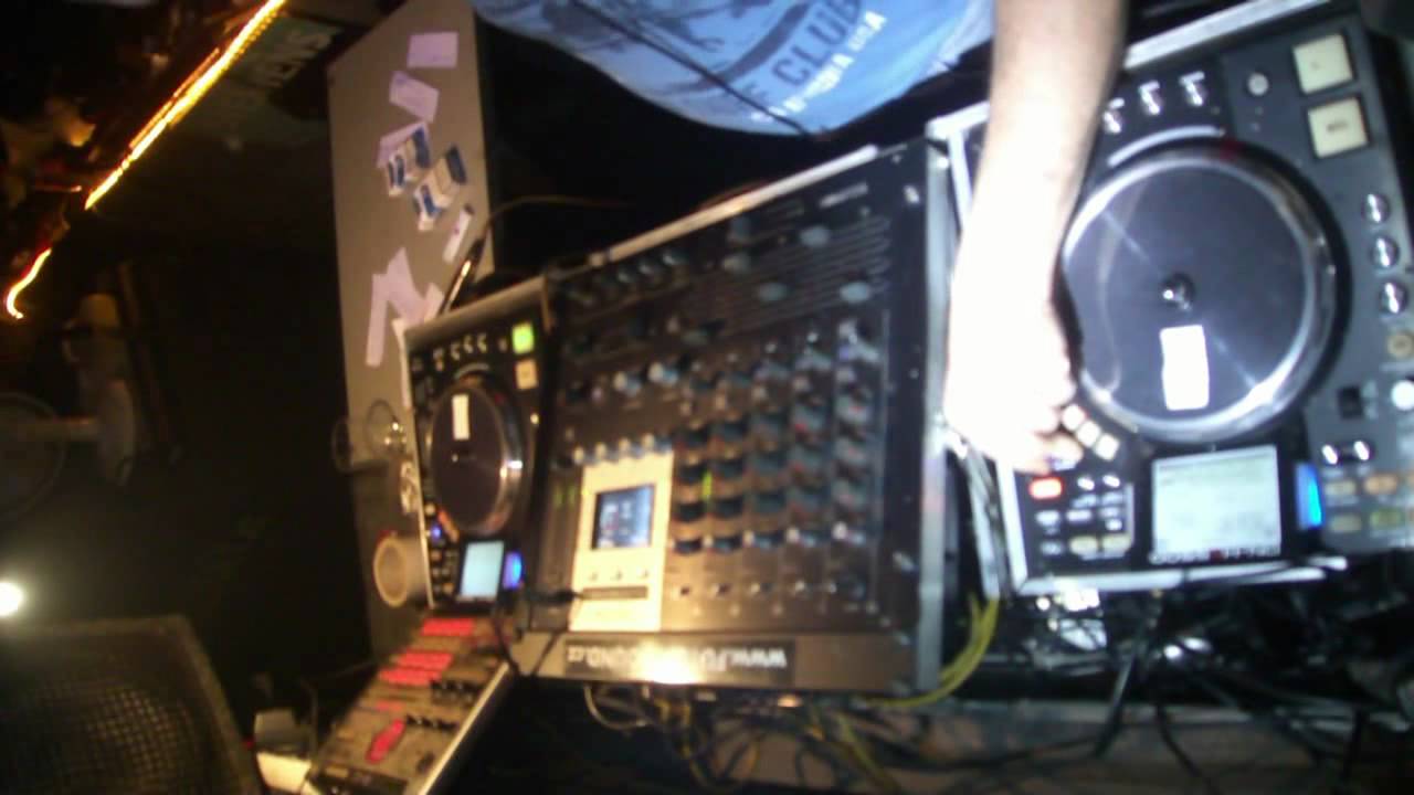 deejay F in the fly mix 2
