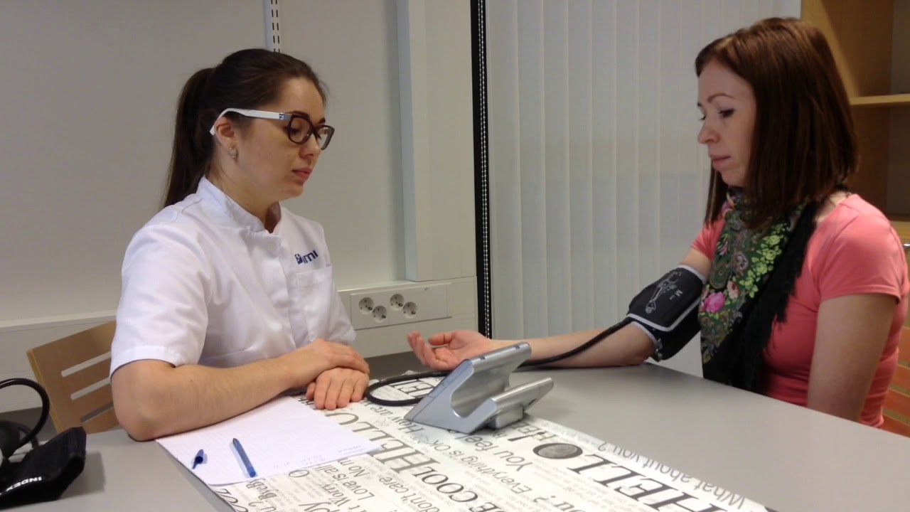 Verenpaineen mittaus digitaalisella mittarilla