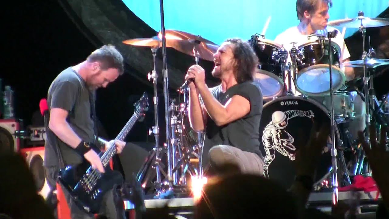 Pearl Jam - Alive 05/06/10 Columbus, OH