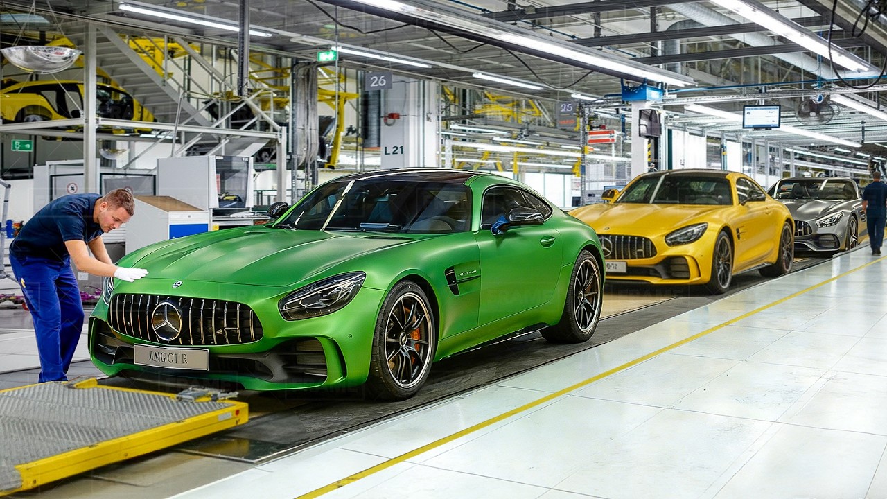 How They Build the Mighty Mercedes-AMG SL in Germany