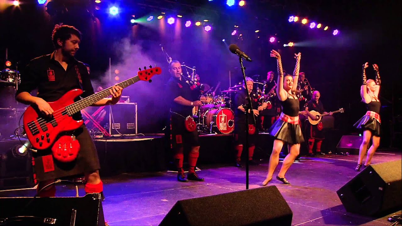 Red Hot Chilli Pipers - Everybody Dance Now LIVE