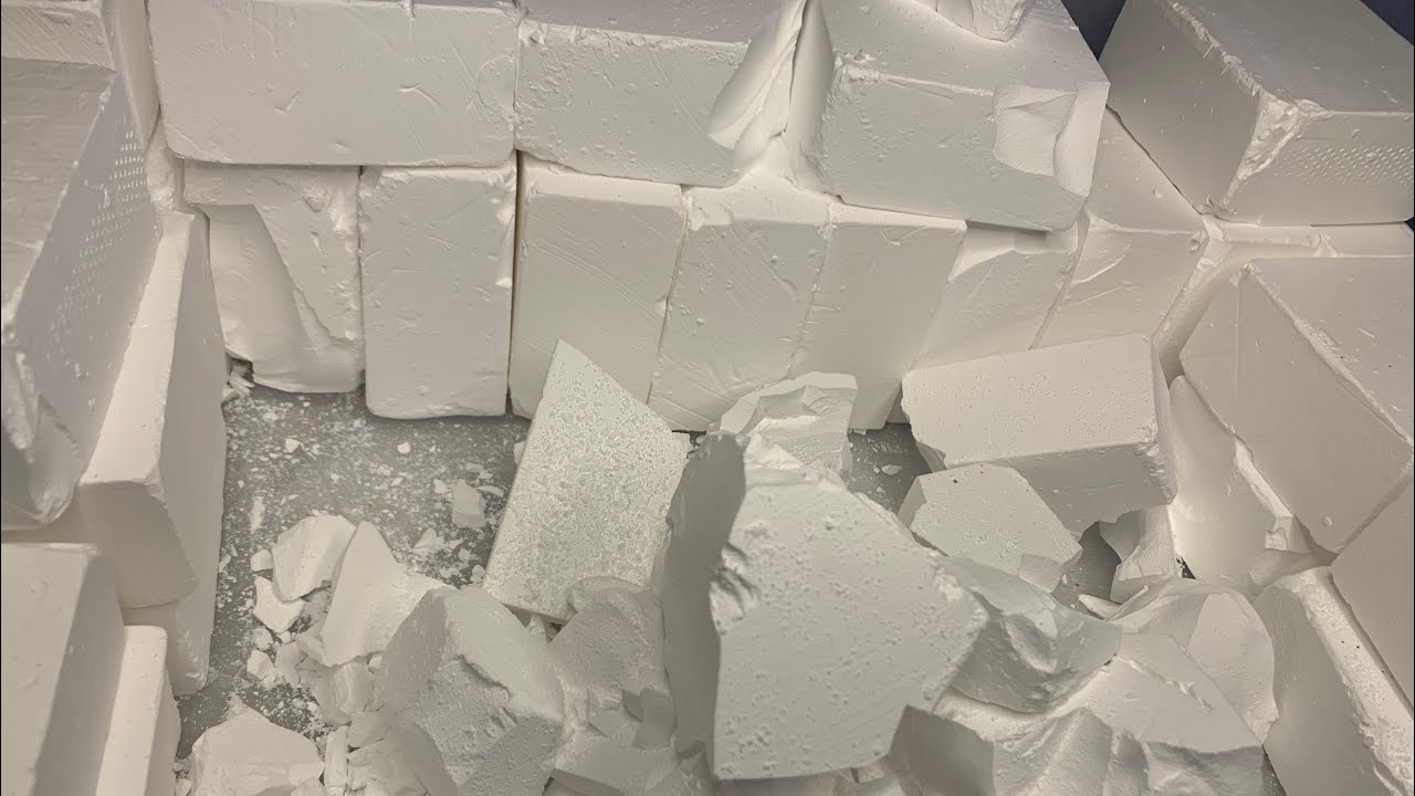 ASMR• 30 Gym Chalk blocks crumble! 5K subs celebration video!! 🎊🎉🎊