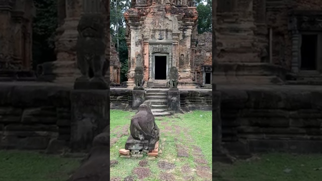 Preah Ko temple 1200 years old Shiva temple Cambodia - damaged Nandhi