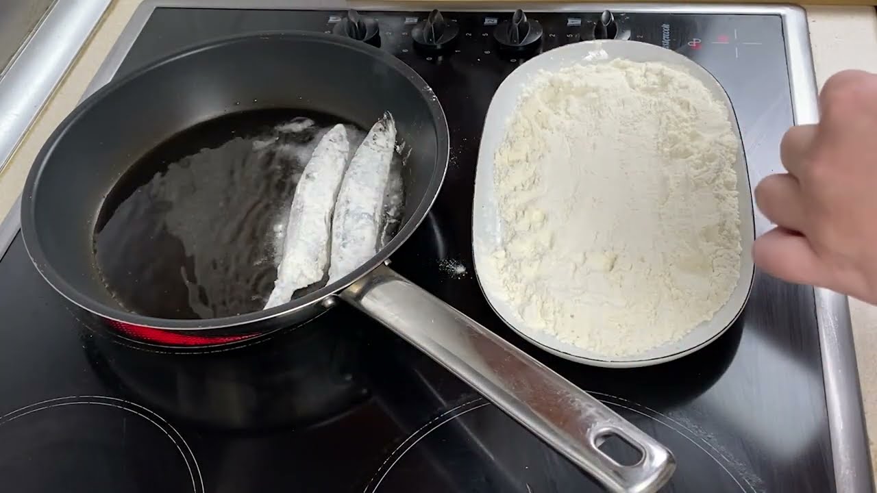 🐟🔥Рецепт хрустящей жареной мойвы (мы делаем и едим это 2-3 раза в неделю)