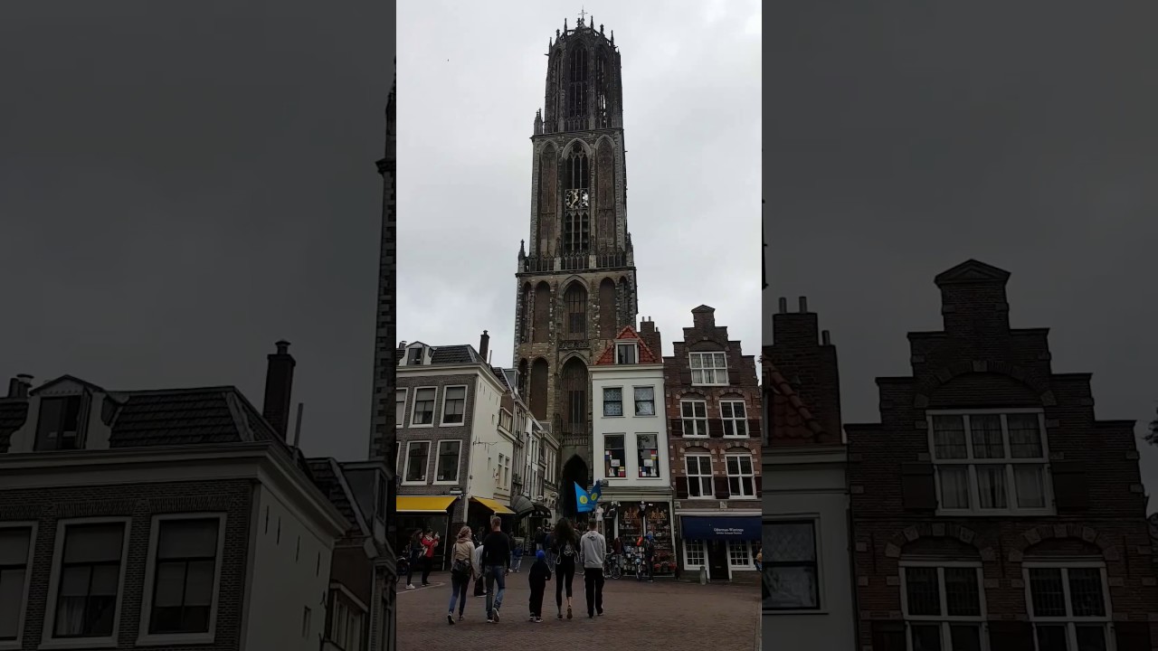 Domtoren in Utrecht plays What I've Done + Numb by Linkin Park to honour Chester