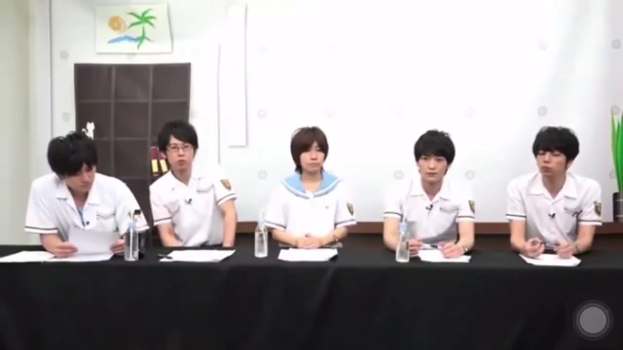 なんか女体盛りみたいになってるけど