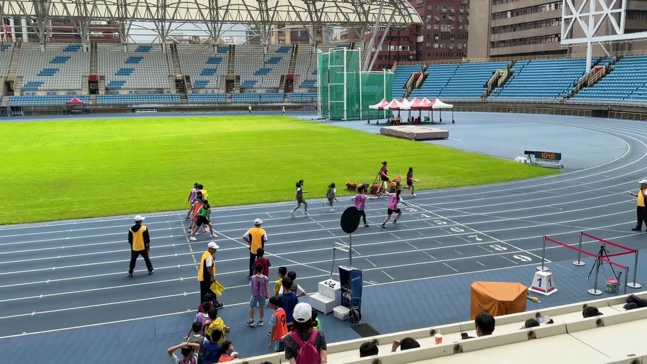 台北市114學年度國小運動會田徑大隊接力決賽南區甲組第(1/2)組新生、古亭、木柵、志清、興隆、力行、景興、溪口20260302志清國小分組第一