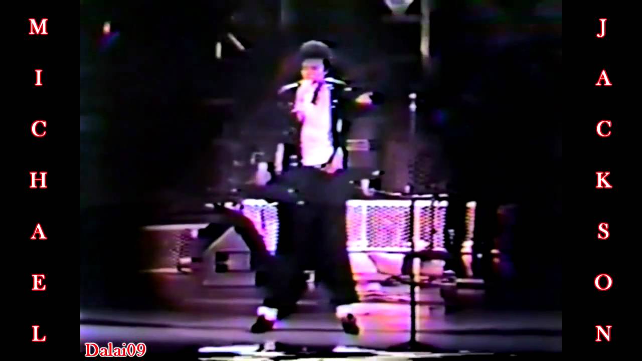 Michael Jackson - Billie Jean Bad Tour Tokyo Silver Shirt 1987 