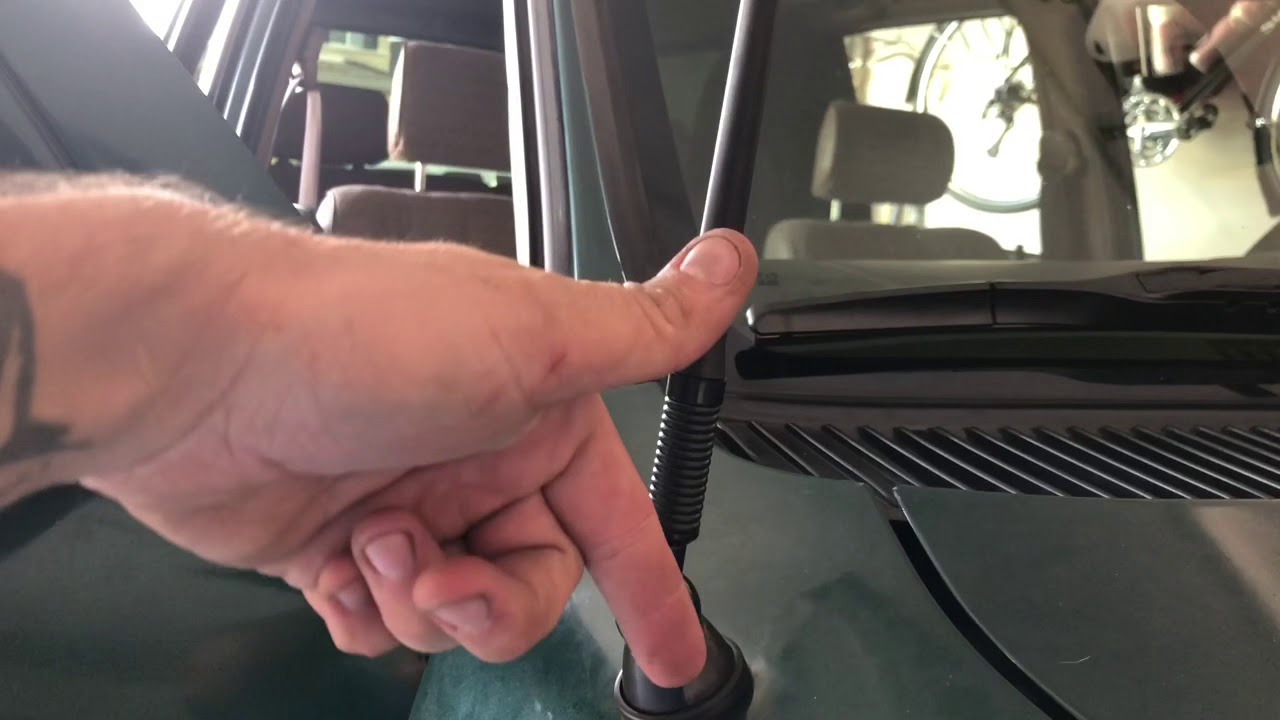 3rd gen 4Runner antenna swap