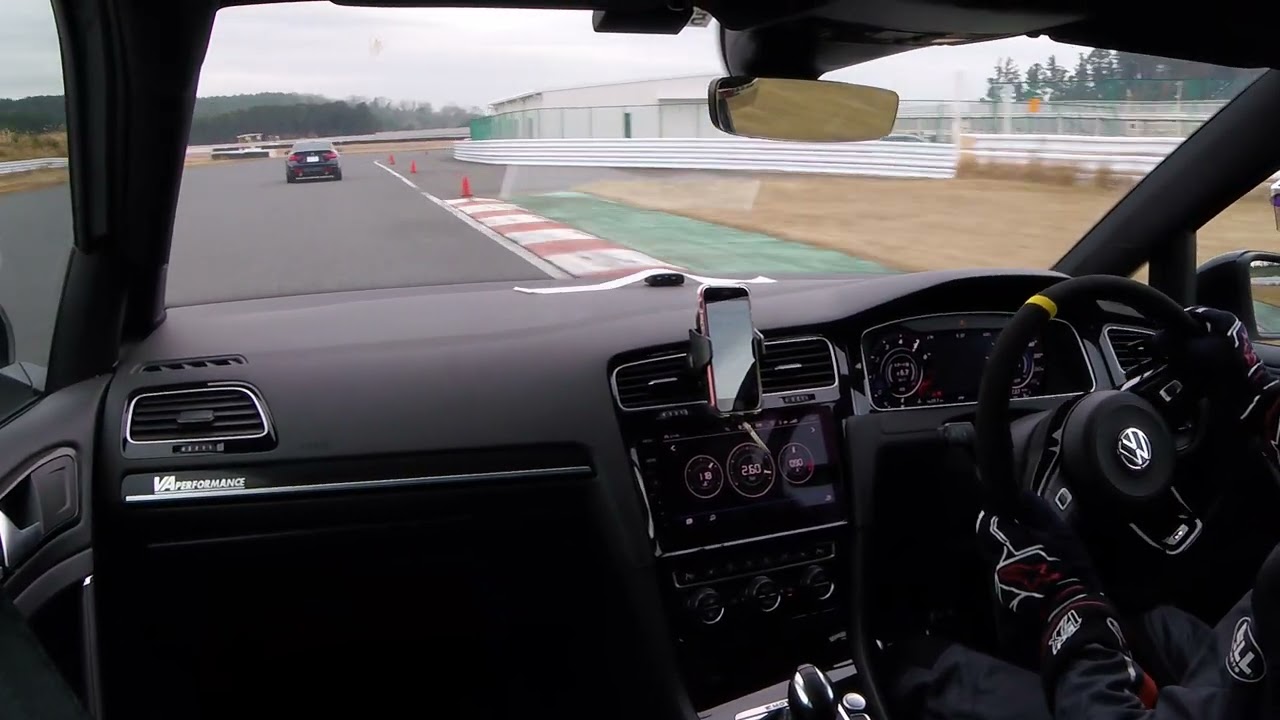 VW Golf7.5 R 袖ヶ浦フォレストレースウェイ　1'14.032 レーシングドライバー坂本祐也