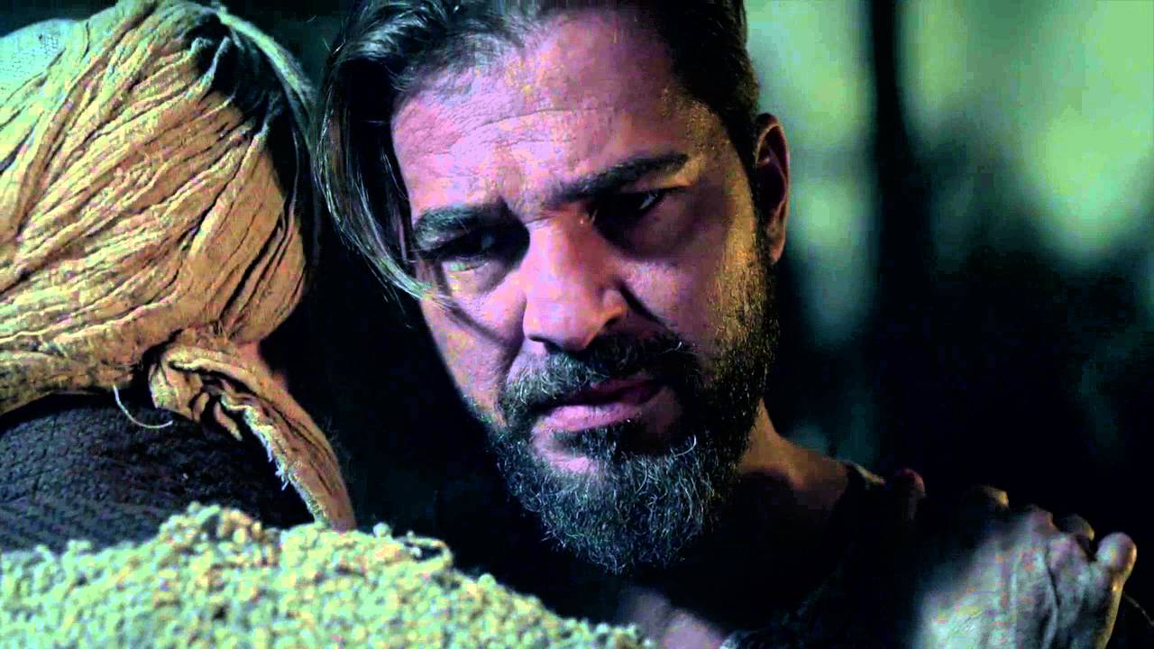 Diriliş Ertuğrul 35. Bölüm - Ertuğrul ve İbni Arabi Zikir Sahnesi
