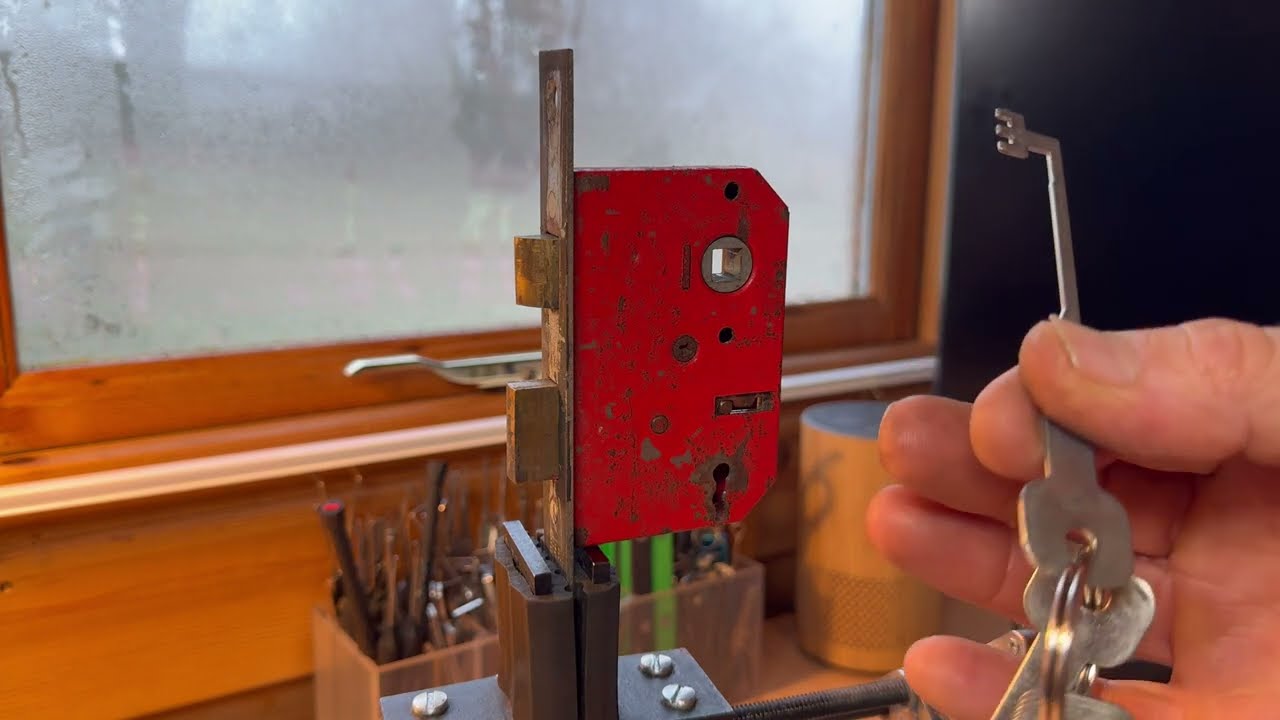 Picking Method - 3 Lever Mortice Locks - RB Medical 2-in-1 pick