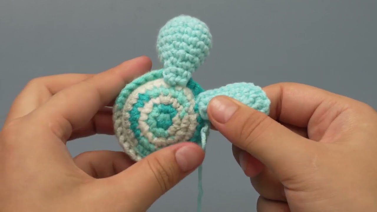 Crochet Small Turtle 10- Sew up
