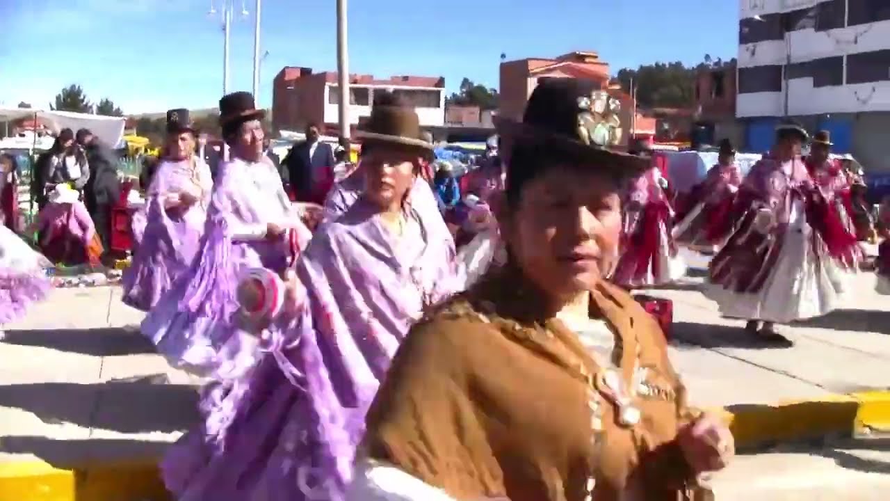 FIESTA SAN PEDRO Y SAN PABLO UNICACHI 2022(Tradicional alba) Banda explosión de LA PAZ.