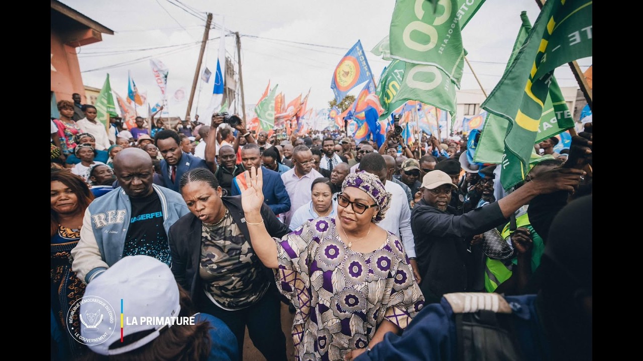 ACCUEIL TRIOMPHAL DE  JUDITH SUMINWA PREMIÈRE MINISTRE À MBANZA NGUNGU