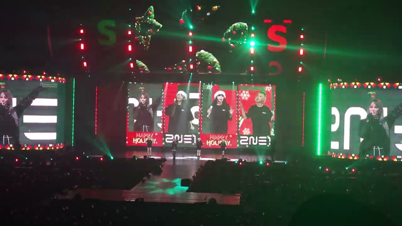 241221 2NE1 - All I Want For Christmas Is You @ 2NE1 Welcome Back in Singapore Day 1 [4K]