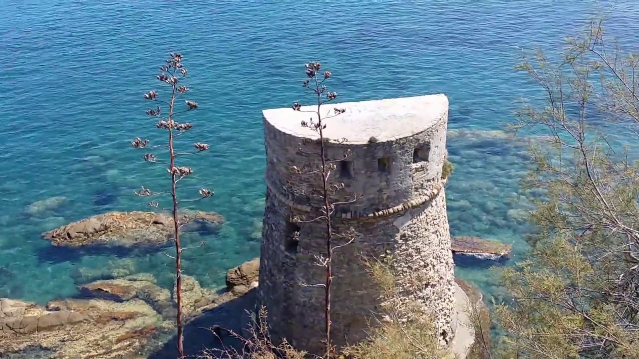 Il mare più trasparente della Liguria da Hotel Lucciola di Santo Stefano al Mare, Bandiere Blu.