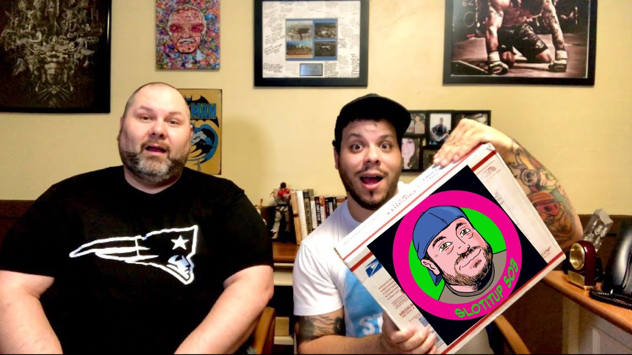 Unboxing a $200 SLOTITUP503 comic book mystery box