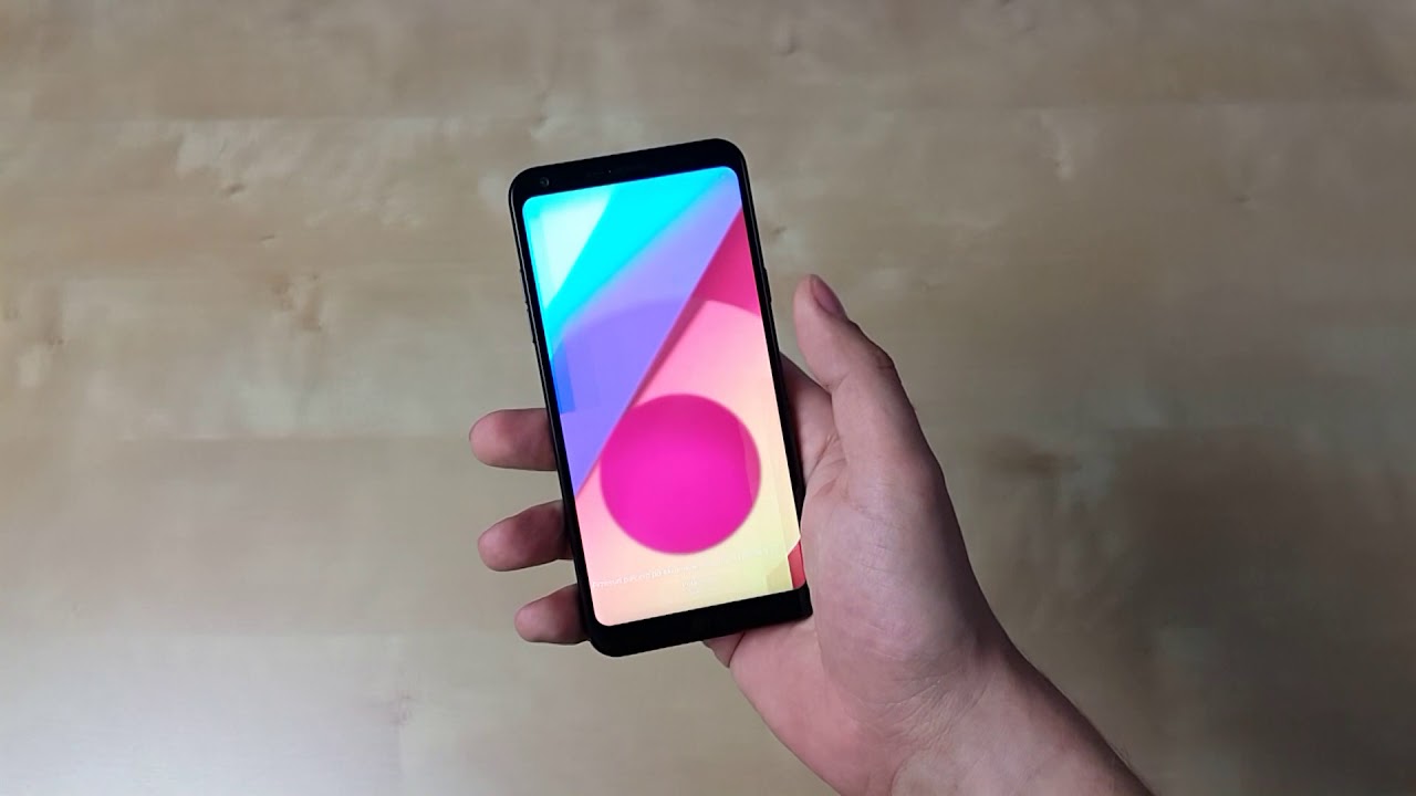 LG Q6 - Bezramkowiec dla każdego ?