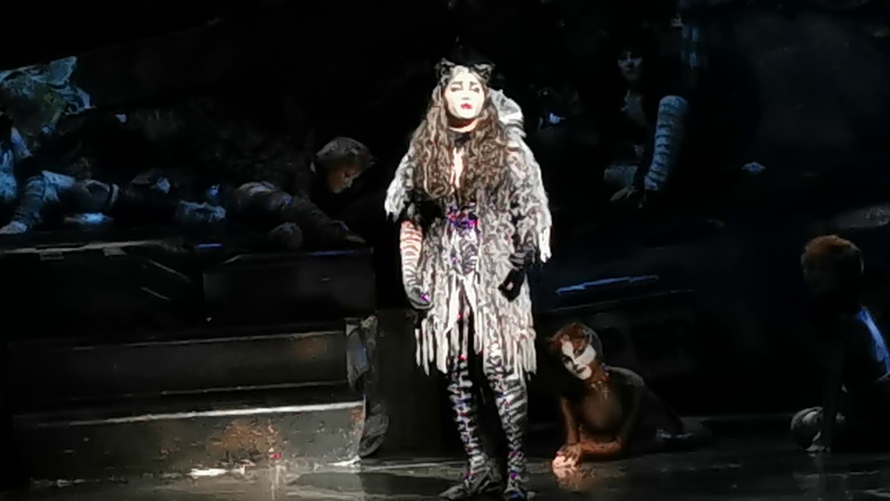 EXCLUSIVE MANILA PREVIEW: JOANNA AMPIL SINGING 'MEMORY' IN CATS