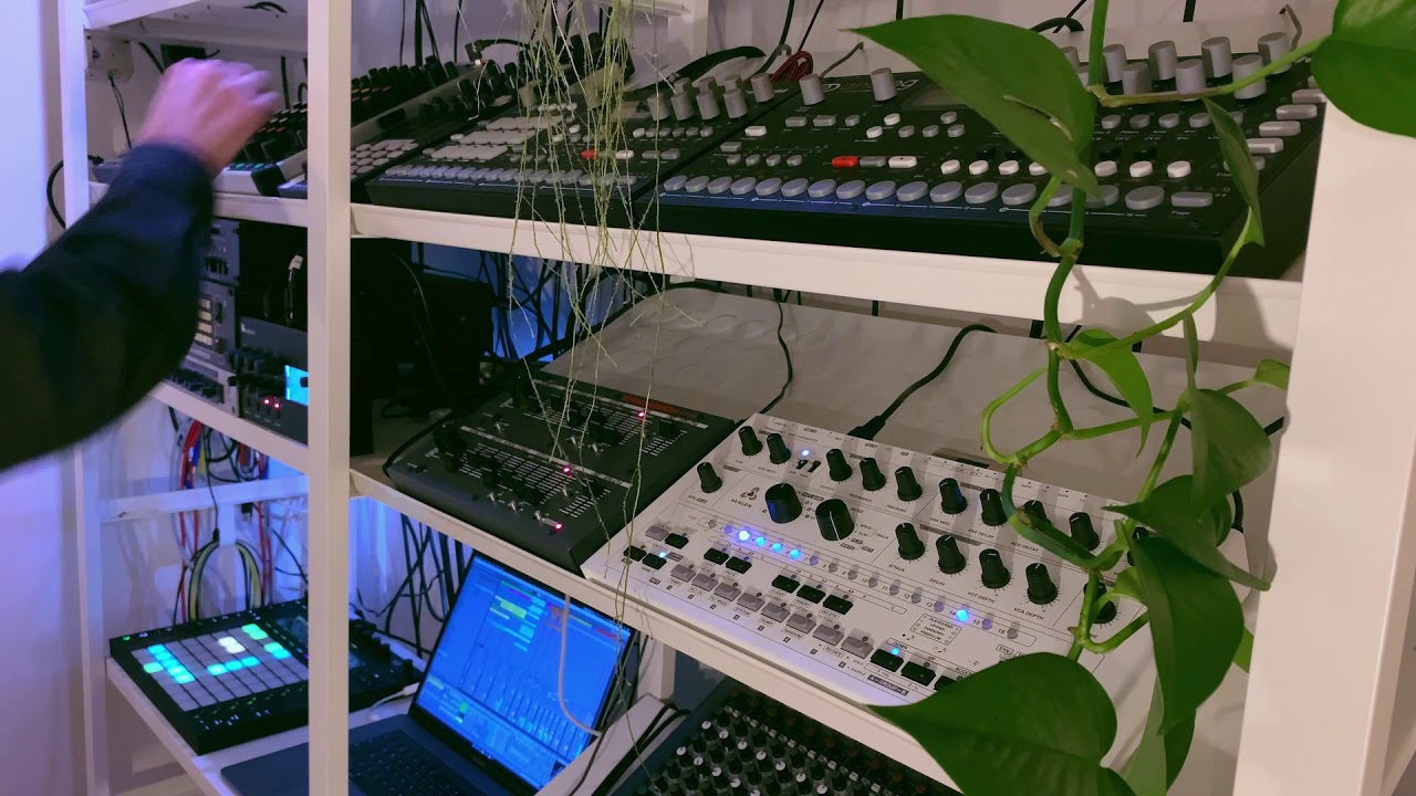 Charlie Thorstenson live from his studio (Awesome Soundwave Presents)