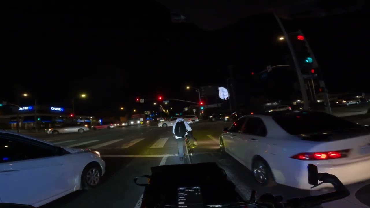 Join me on an e-bike to deliver food, explore and have fun in Los Angeles! 一起在洛杉磯送餐探索&玩得開心- 20260112