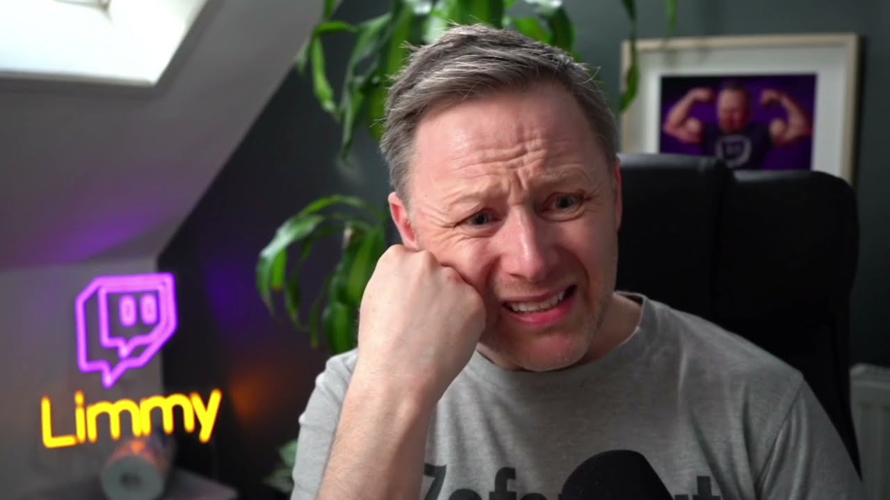 Limmy loses it with one of his mods 😂