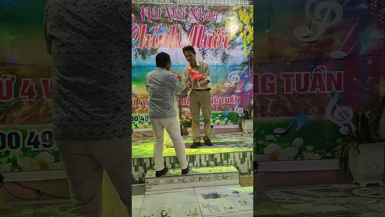 Chung vầng trăng đợi vợ chồng Thanh Ngọc song ca 