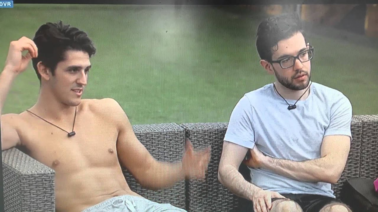 Big Brother Canada 3, Kevin Martin plays with the houseguests during a poker conversation