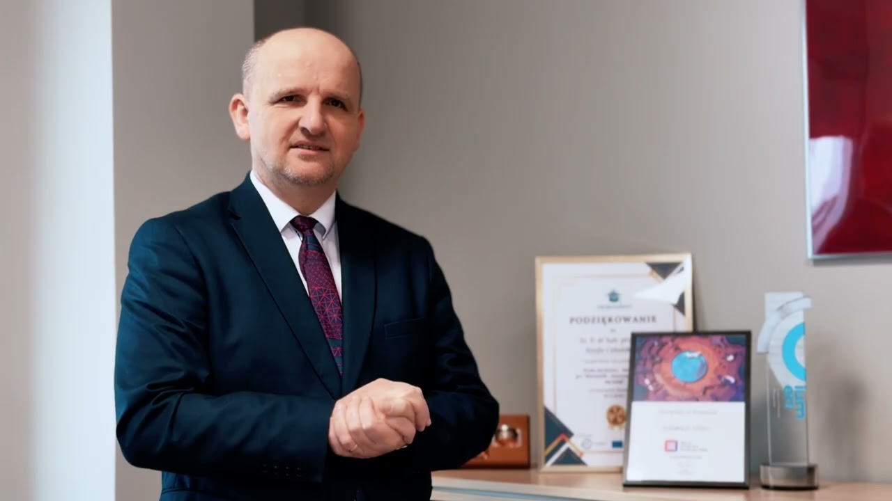 dr hab. J&oacute;zef Cebulski, prof. UR, Prorektor ds. Finans&oacute;w i Rozwoju UR. Życzenia 25 lat UR