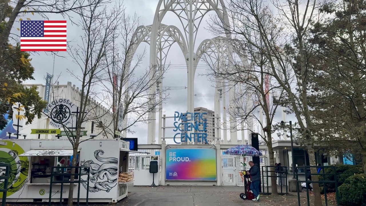 🇺🇸 walking through the seattle pacific science center on a saturday afternoon
