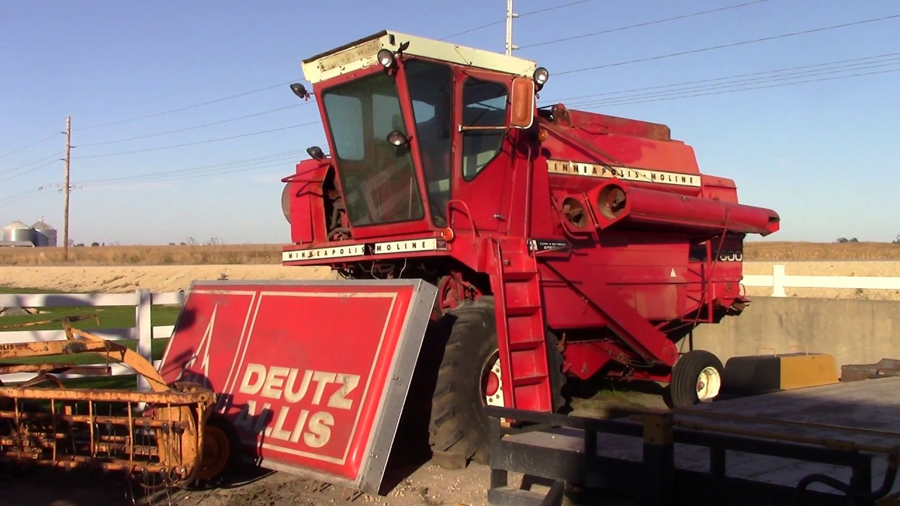 Ultra Rare Minneapolis-Moline 7600 Combine