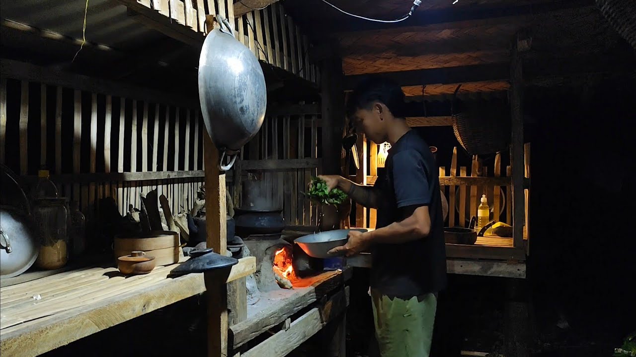 Living alone - Eating fresh harvest VEGETABLES from my  GARDEN | breakfast & dinner