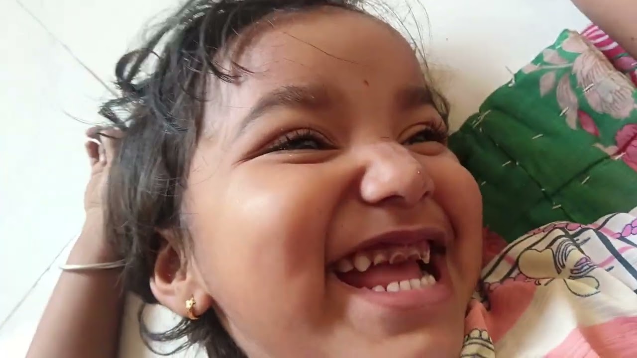 सानु आज किती लेट ऊठली ‌‌😅🤦..#subscribe #funny video#viralvideo #babygril #cutebaby 